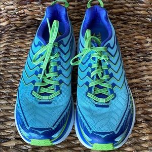 Hoka One Women’s One Clifton 4 Running, Size 9